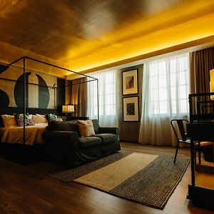 Premier King Room